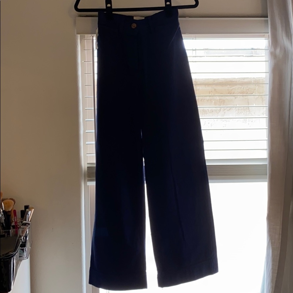 Aritzia wide legged pants